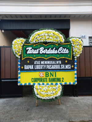 Papan Bunga Duka di Kota Matsum Ii