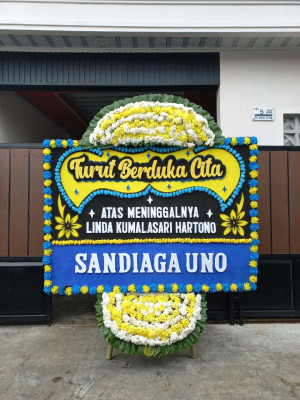 Papan Bunga Duka di Kota Matsum Ii